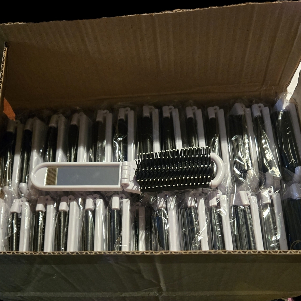 100 Black and White Hair Brush with Mirror